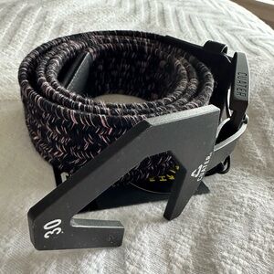 NWT Cuater by Travis Mathew Mens Belt